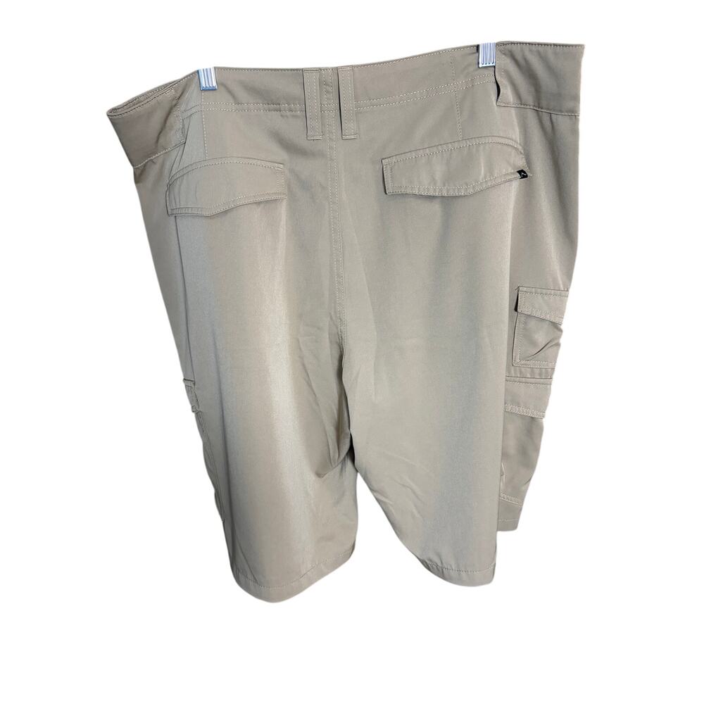 Denali Cargo Shorts Mens size 40 Khaki Outdoor Hiking Utility Lightweight Shorts - Picture 3 of 4